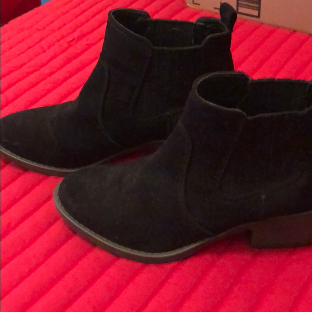 Black suede booties - Picture 2 of 2